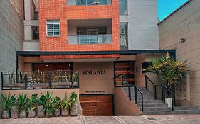 Edificio Atalanta en el corazón de Medellín